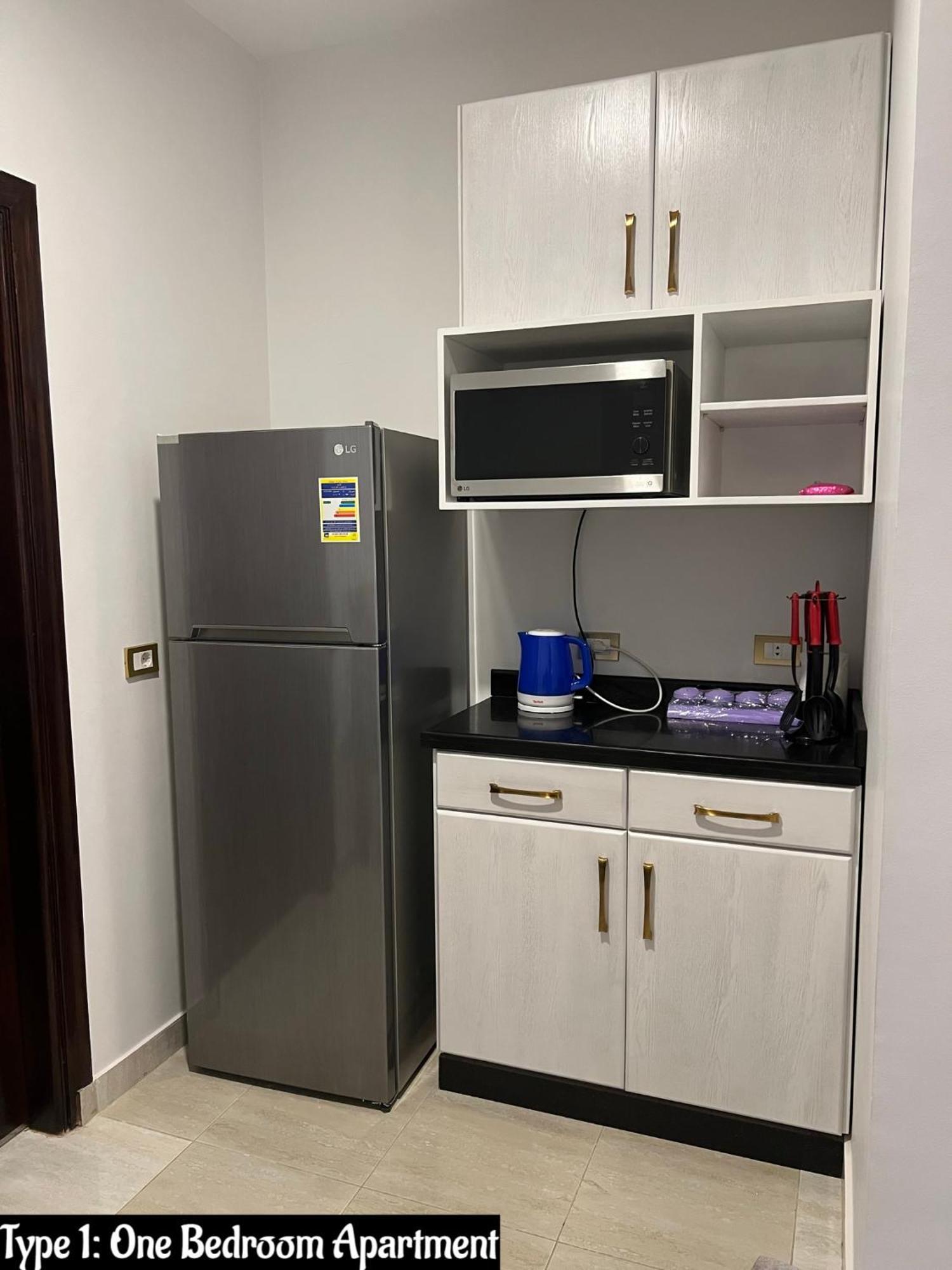Luxury Apartments Beside Mall Of Arabia And Dar Al-Fouad Hospital - Families Only- No Alcoholic Beverages 6th of October City Ngoại thất bức ảnh