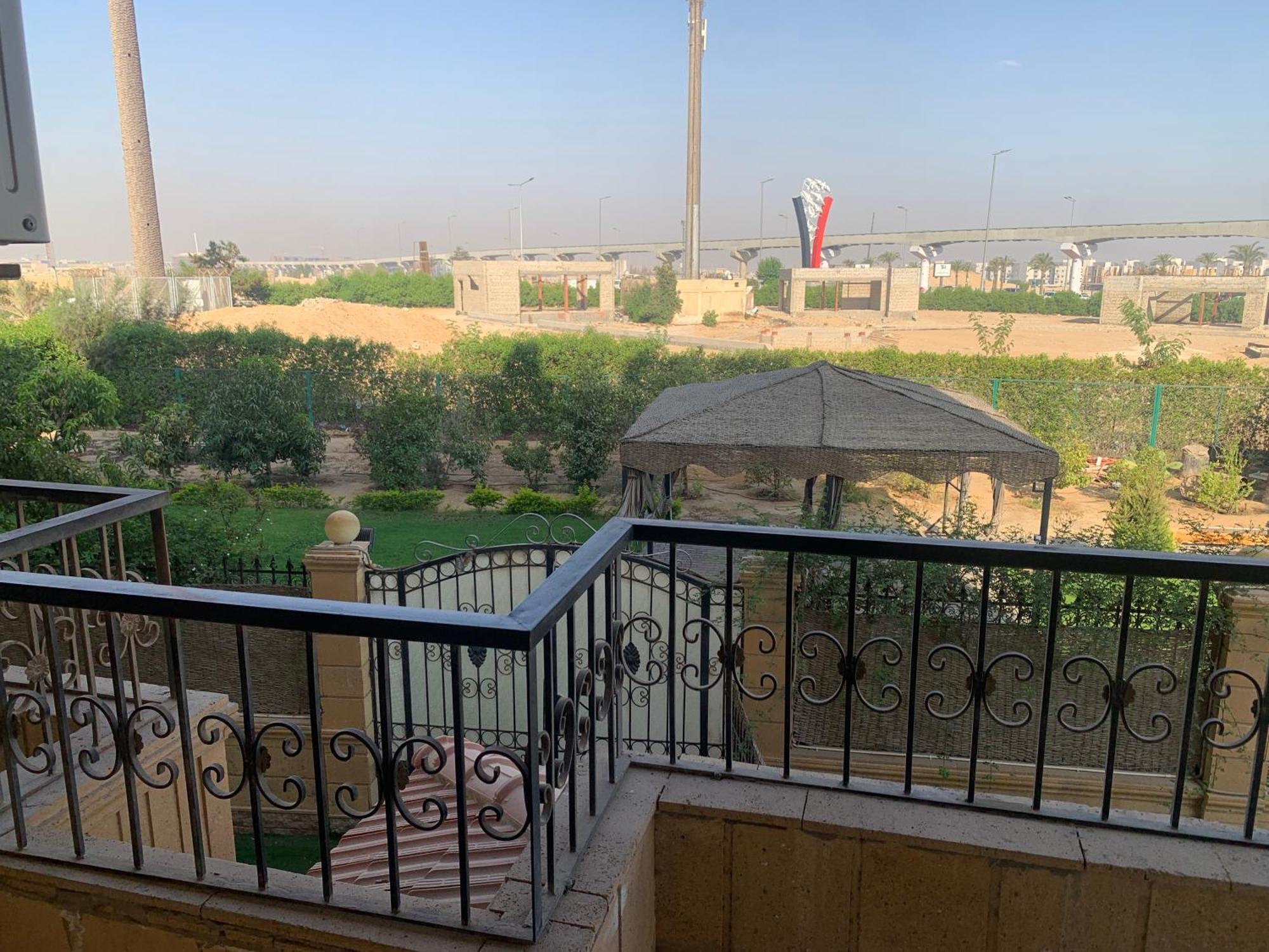 Luxury Apartments Beside Mall Of Arabia And Dar Al-Fouad Hospital - Families Only- No Alcoholic Beverages 6th of October City Ngoại thất bức ảnh