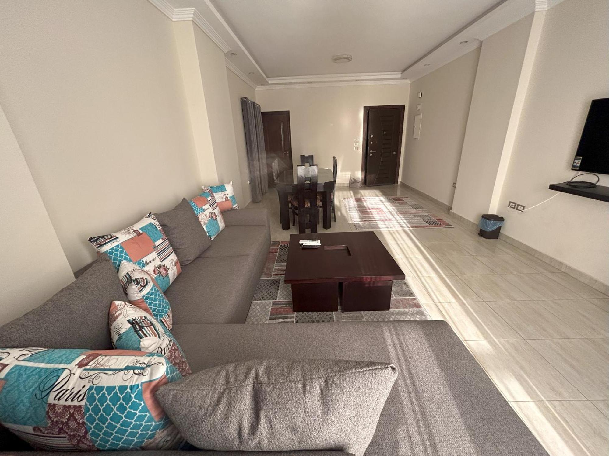 Luxury Apartments Beside Mall Of Arabia And Dar Al-Fouad Hospital - Families Only- No Alcoholic Beverages 6th of October City Ngoại thất bức ảnh